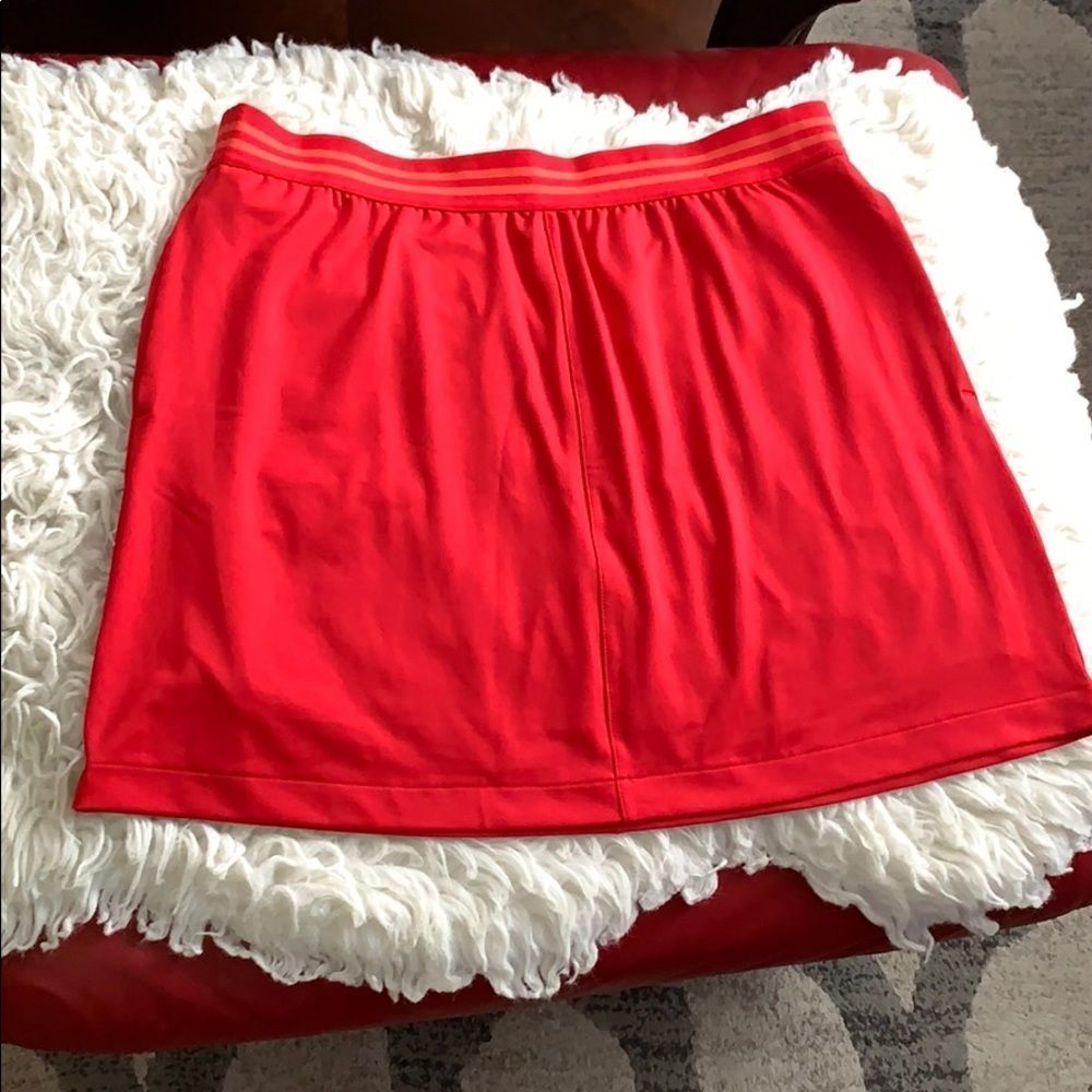 VK sport skorts